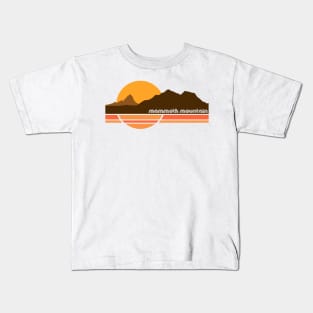 Retro Mammoth Mountain 70s Tourist Souvenir Kids T-Shirt